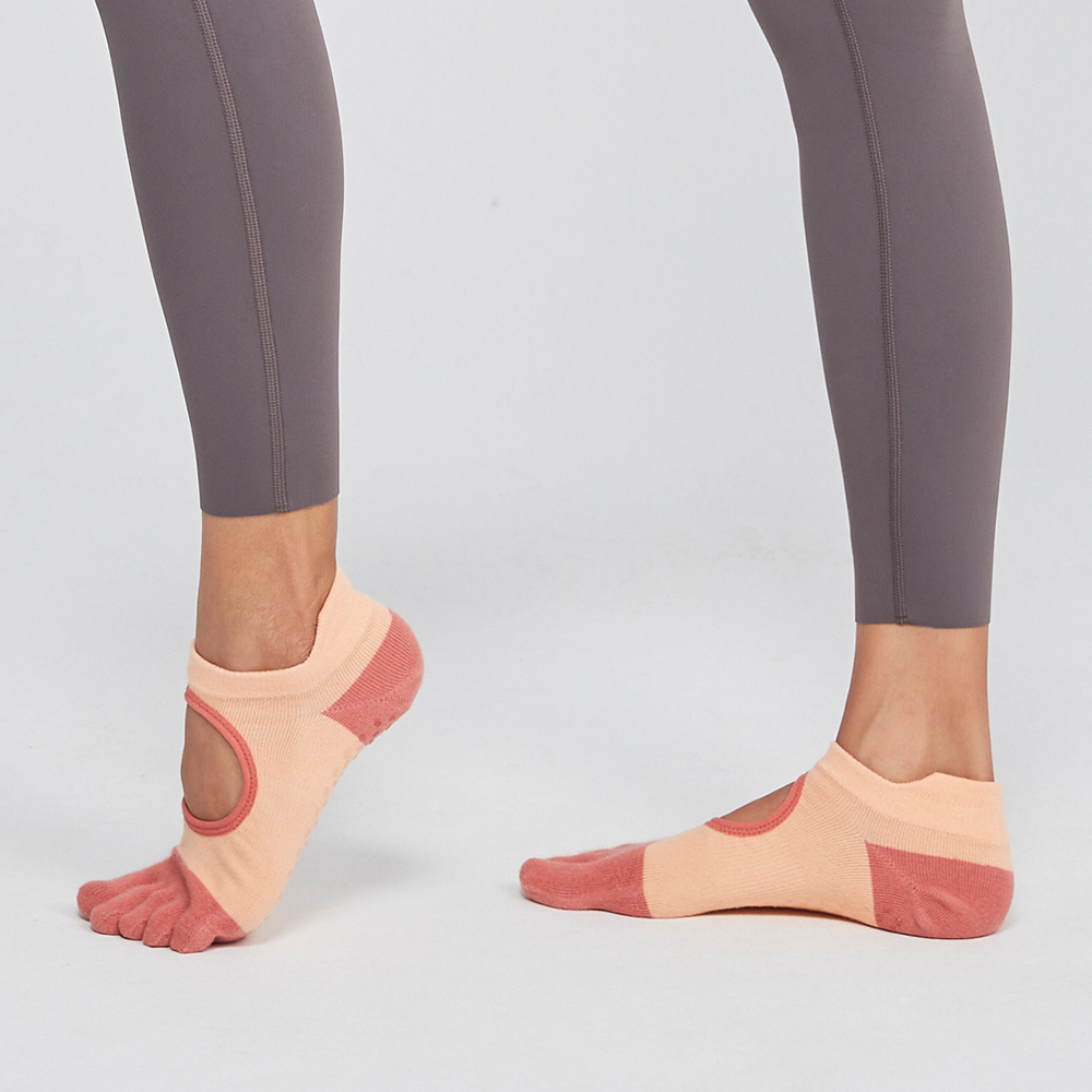 MOLLIFIX 室內止滑五趾運動襪