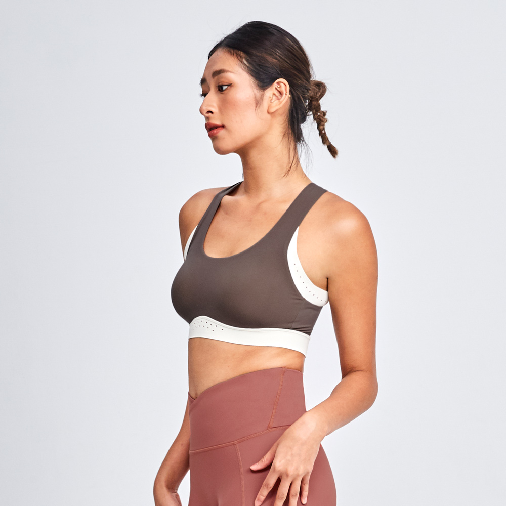 MOLLIFIX 洞洞透氣挖背運動內衣