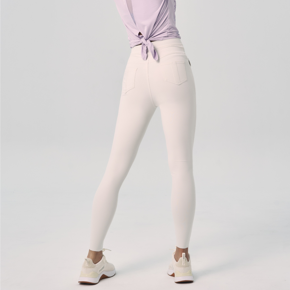 MOLLIFIX 時尚外穿訓練剪剪褲