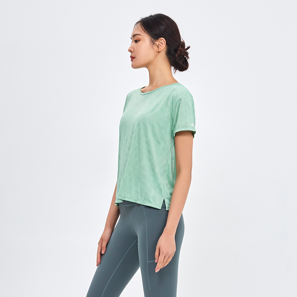 MOLLIFIX 後背鏤空透氣緹花短袖訓練上衣