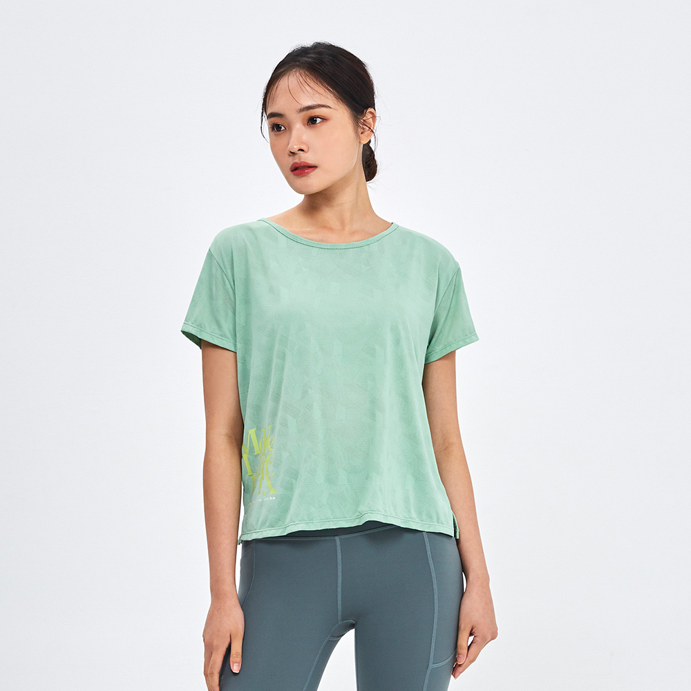 MOLLIFIX 後背鏤空透氣緹花短袖訓練上衣