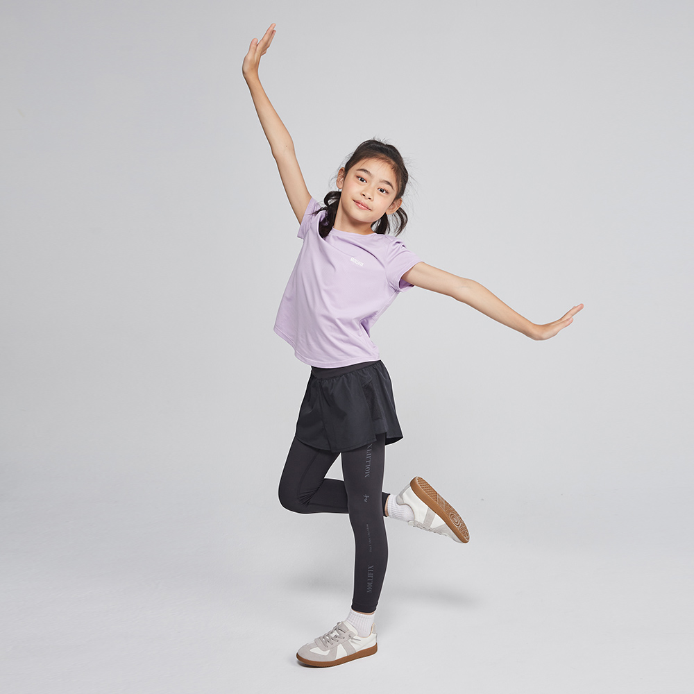 MOLLIFIX 弧形剪接修身短袖訓練上衣