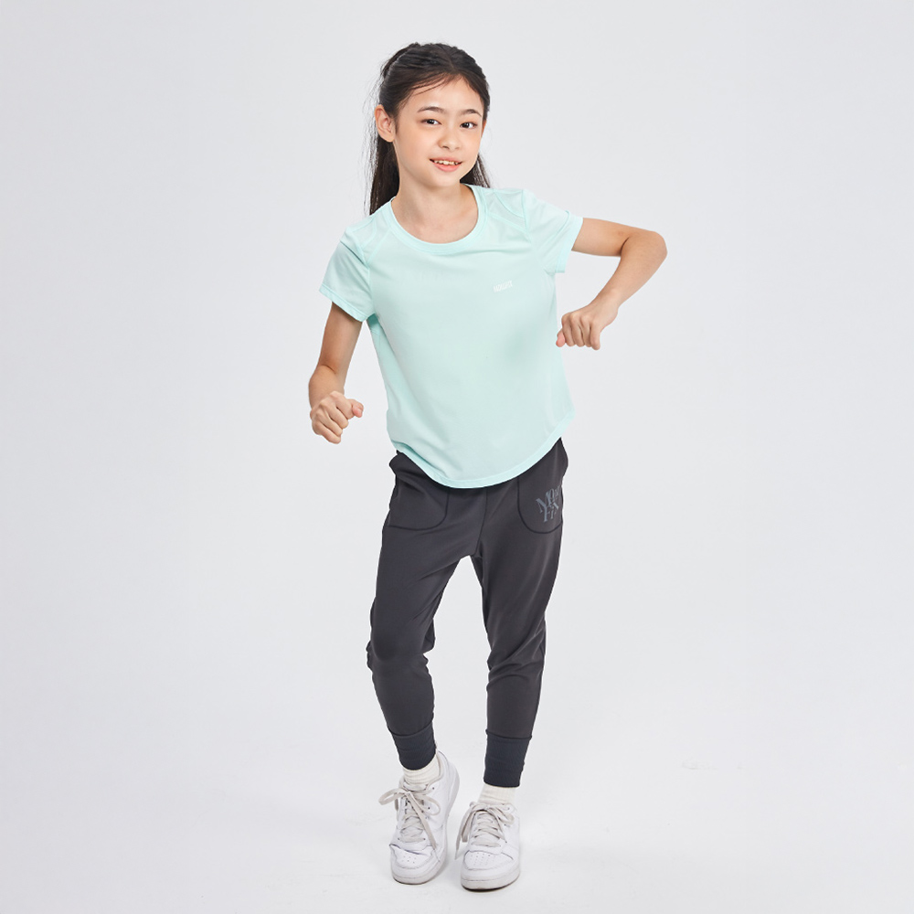 MOLLIFIX 弧形剪接修身短袖訓練上衣