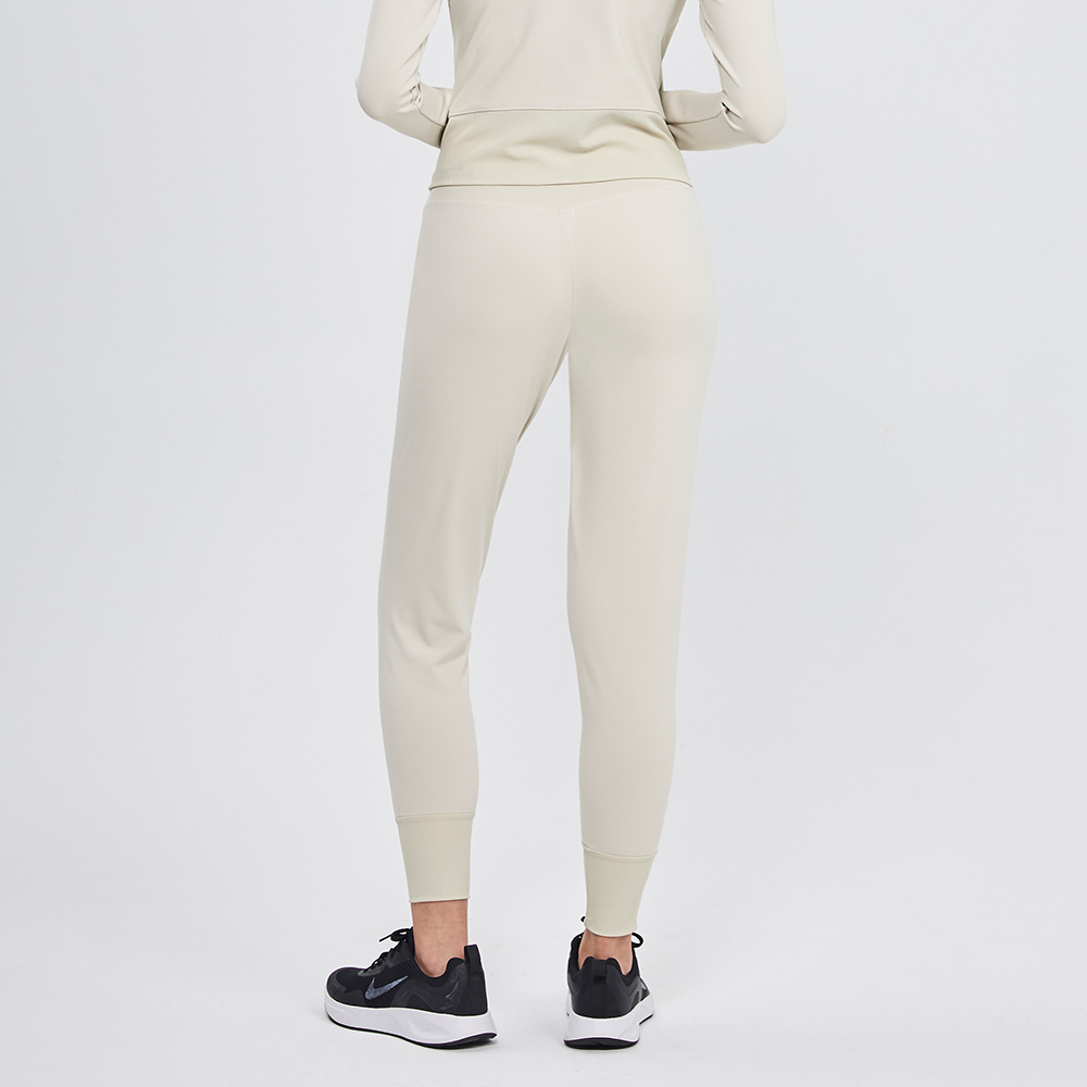 MOLLIFIX 高腰修身百搭束口訓練長褲