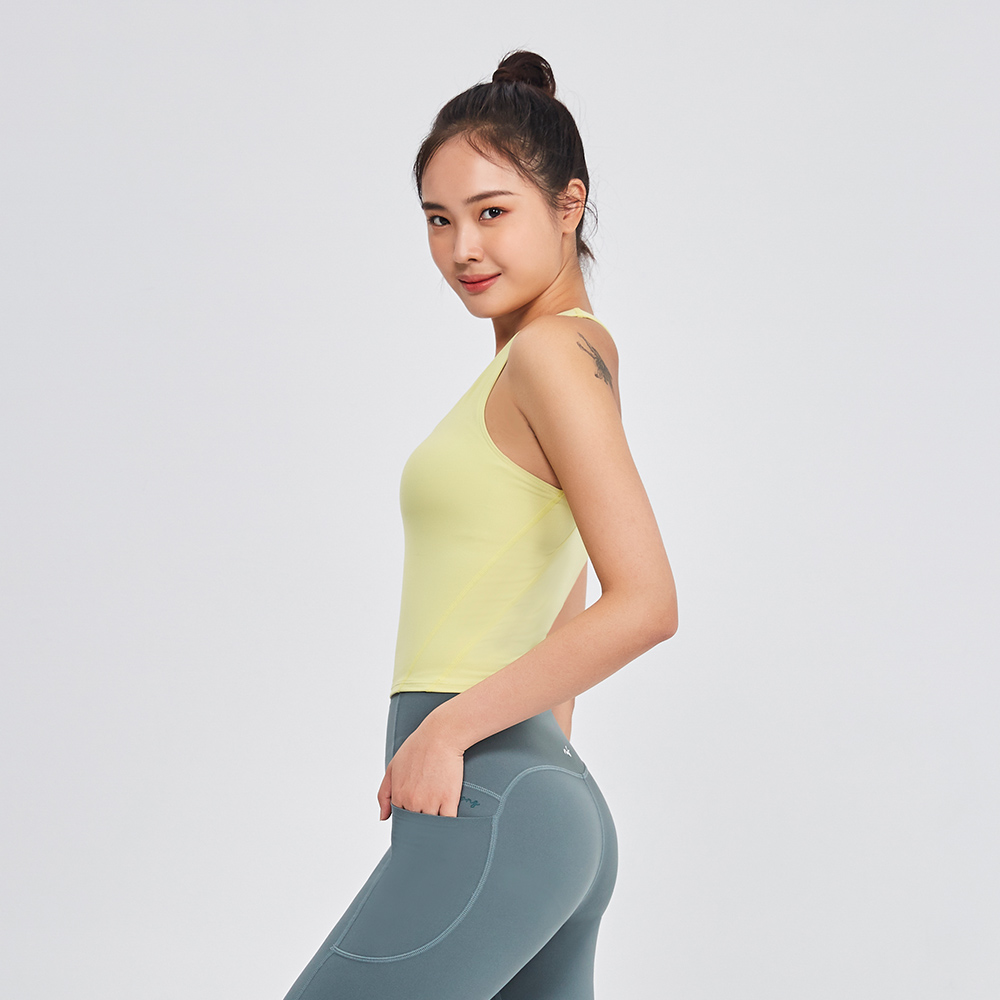 MOLLIFIX 柔彈百搭挖背BRA TOP