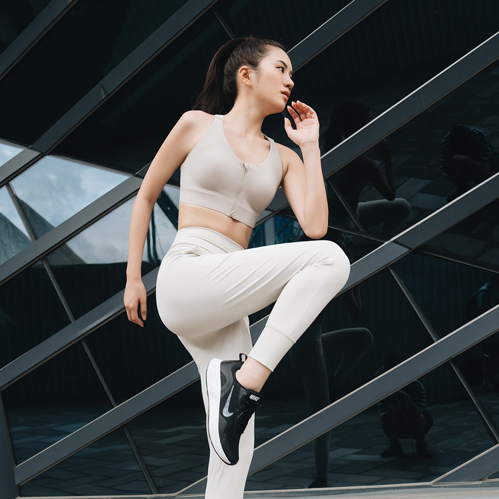 MOLLIFIX 高強度前開拉鍊挖背運動內衣