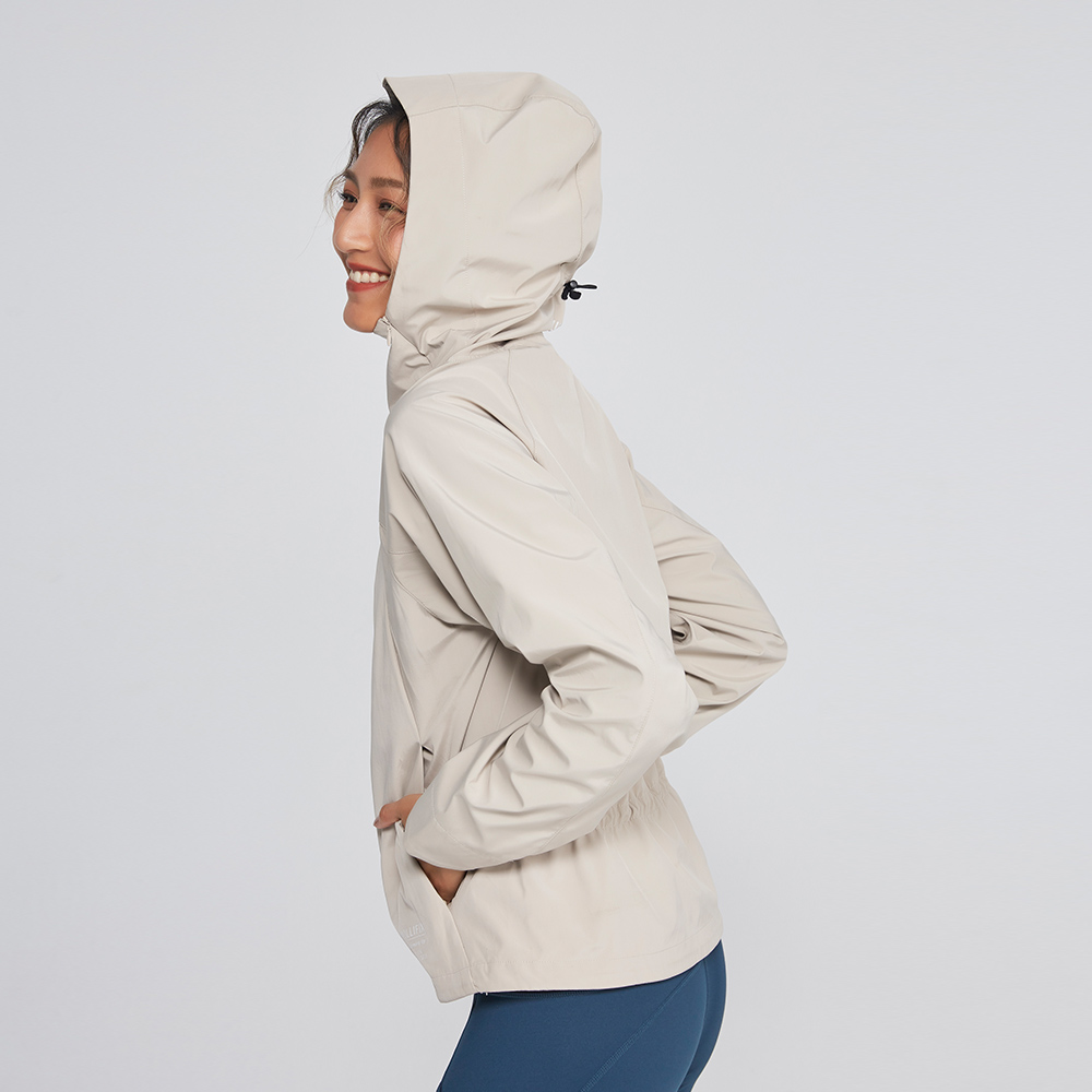 MOLLIFIX 戶外防潑水長袖防風上衣