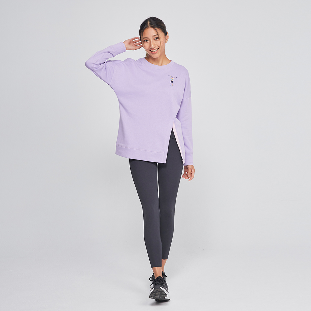 MOLLIFIX 刺繡撞色開衩圓領上衣