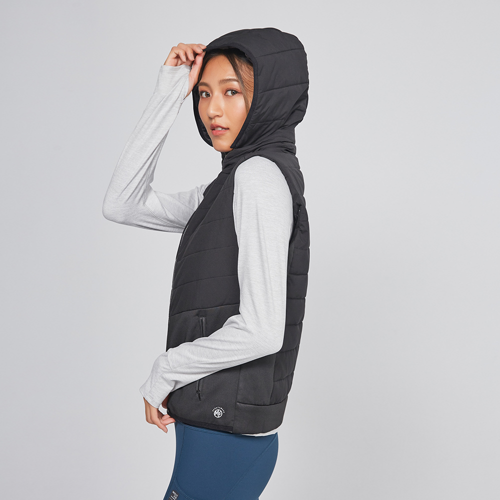 MOLLIFIX 溫暖運動鋪棉可拆帽運動背心