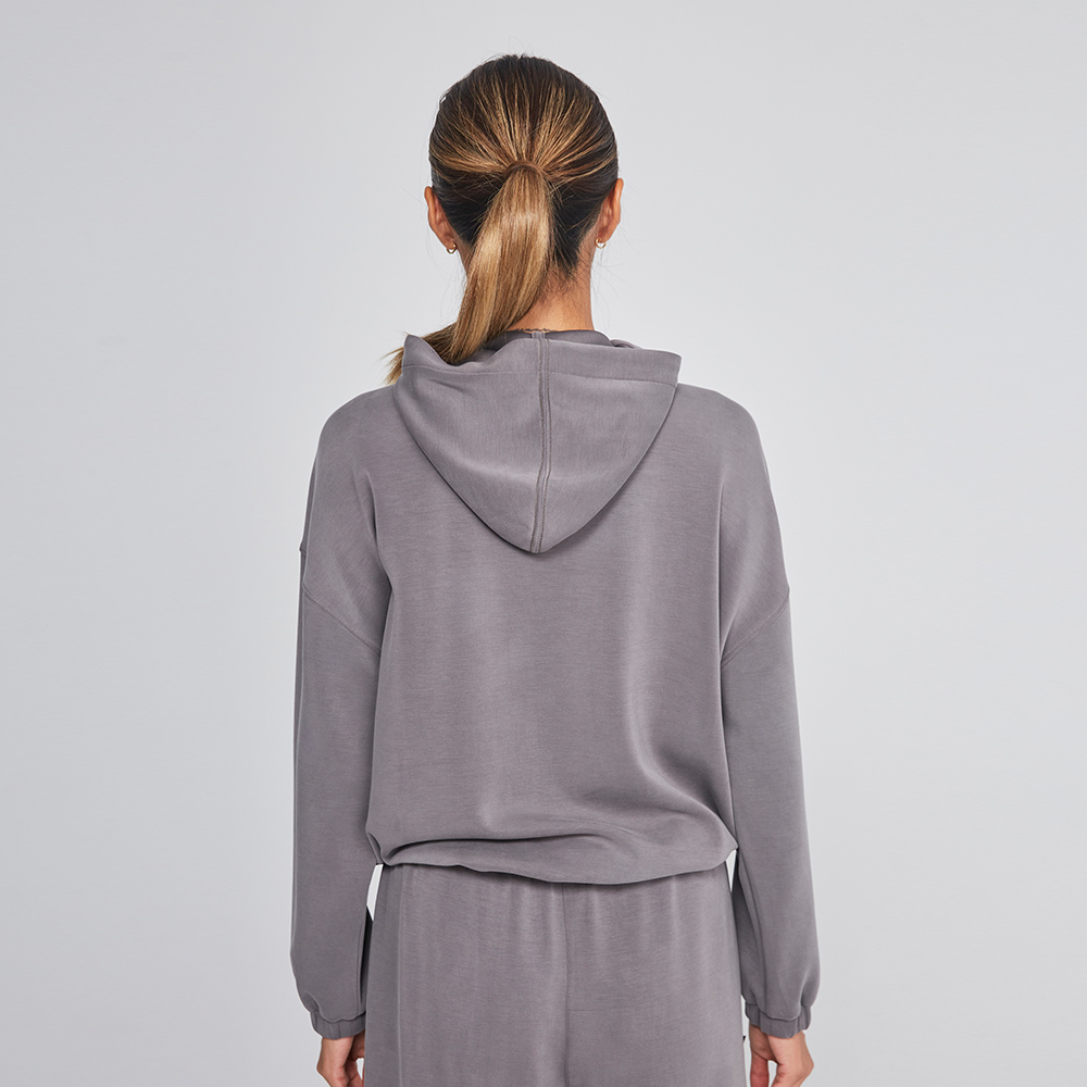 MOLLIFIX 輕盈空氣層運動連帽上衣