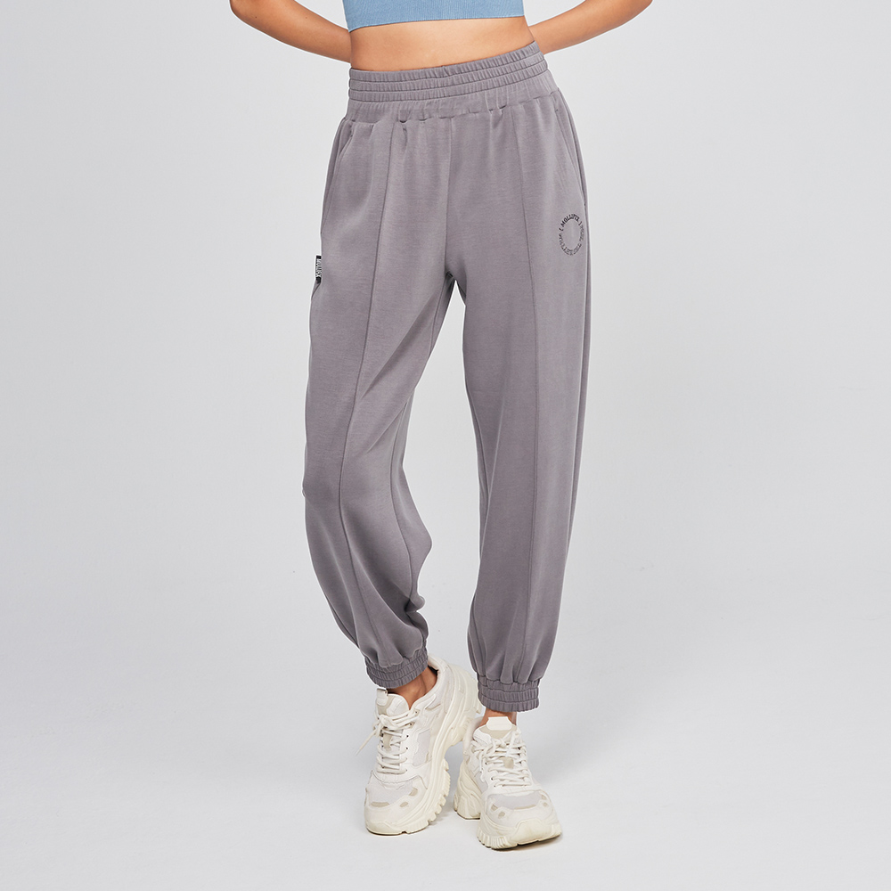 MOLLIFIX 輕盈空氣層運動縮口長褲