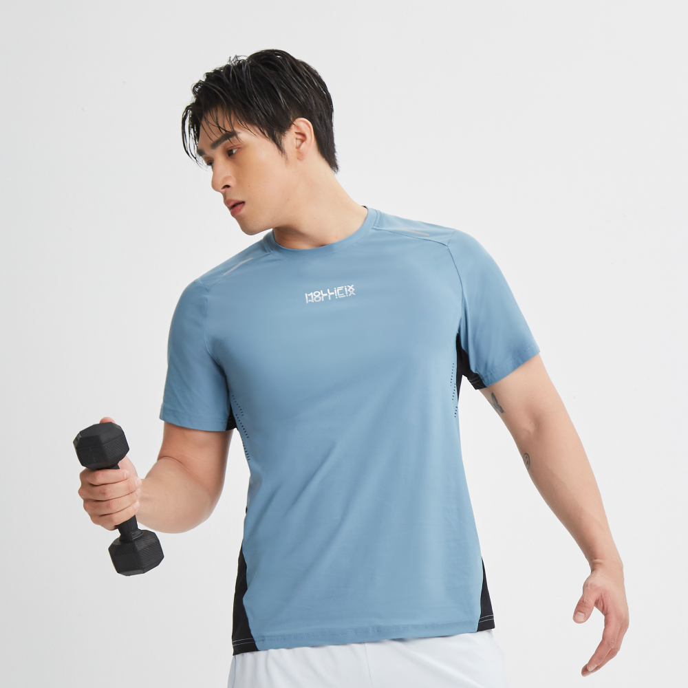 MOLLIFIX 瞬涼抗UV3D版訓練上衣