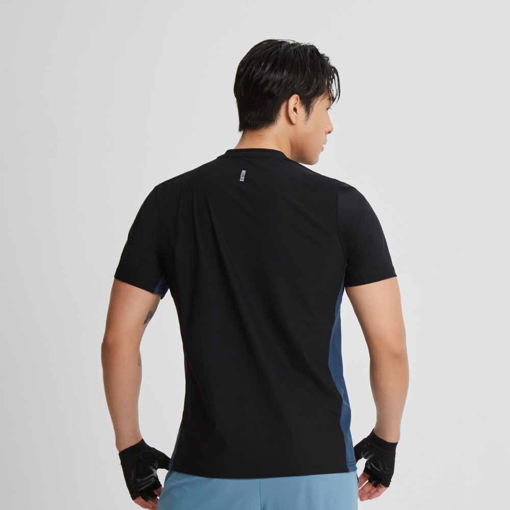 MOLLIFIX 瞬涼抗UV3D版訓練上衣