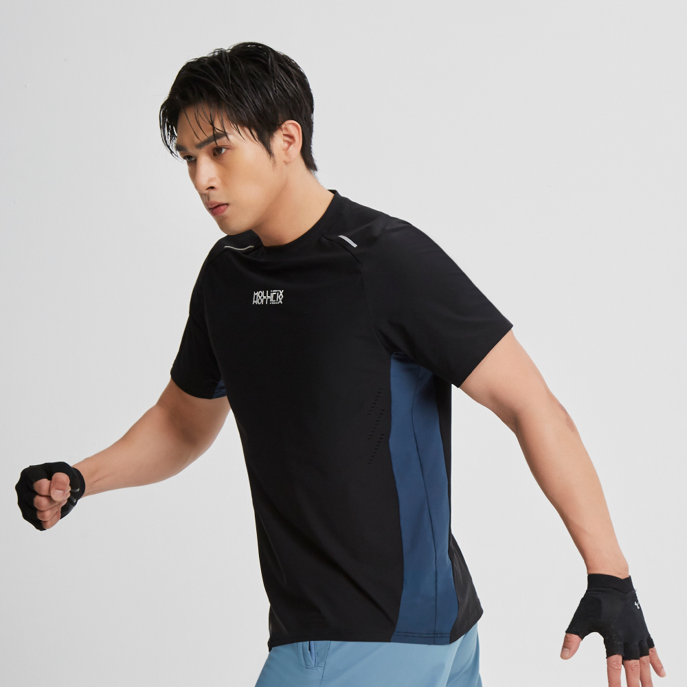 MOLLIFIX 瞬涼抗UV3D版訓練上衣