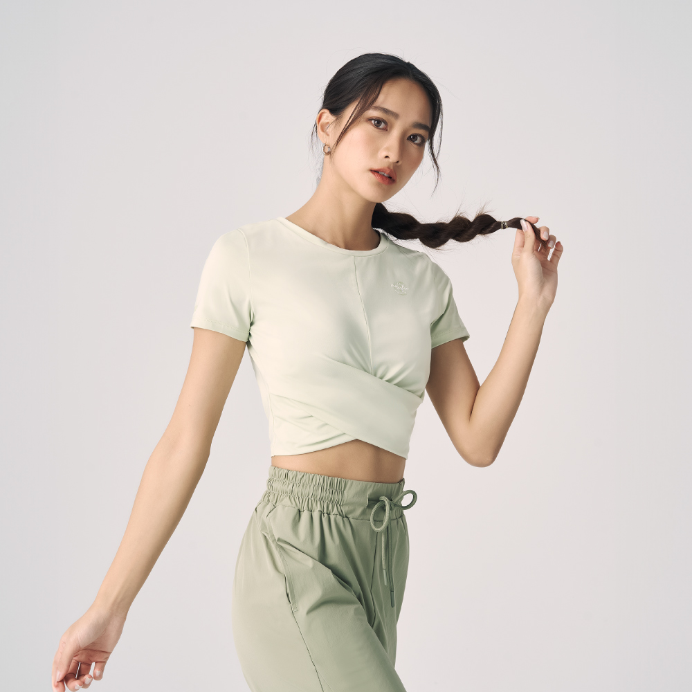 MOLLIFIX 下擺交疊短袖上衣