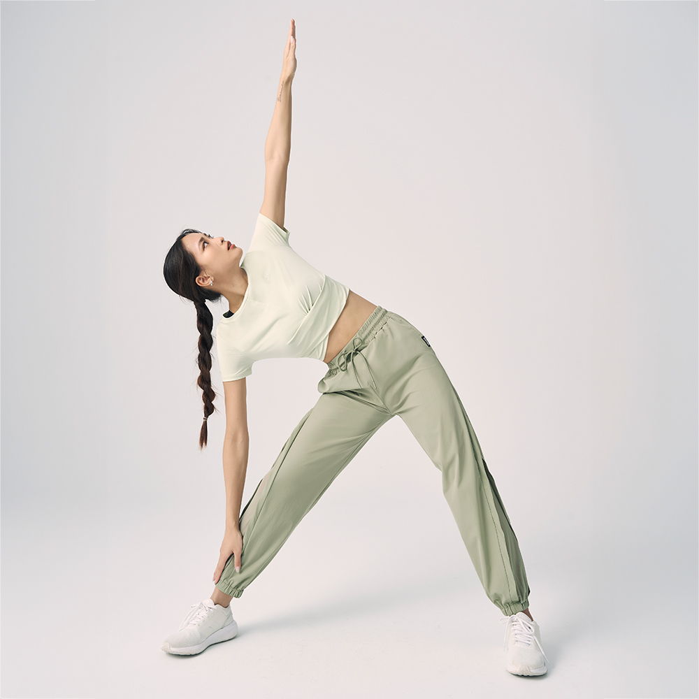 MOLLIFIX 拚網透氣彈力運動長褲