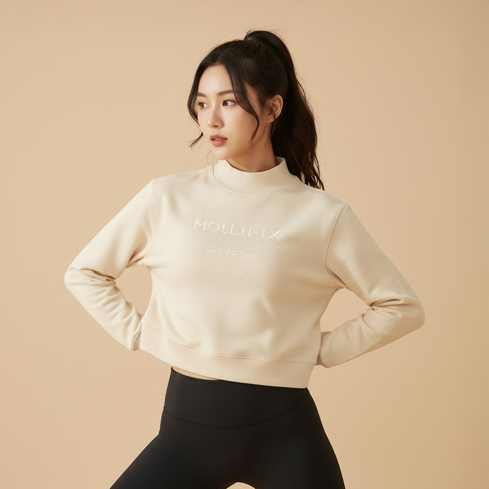 蓄熱高領字繡長袖上衣