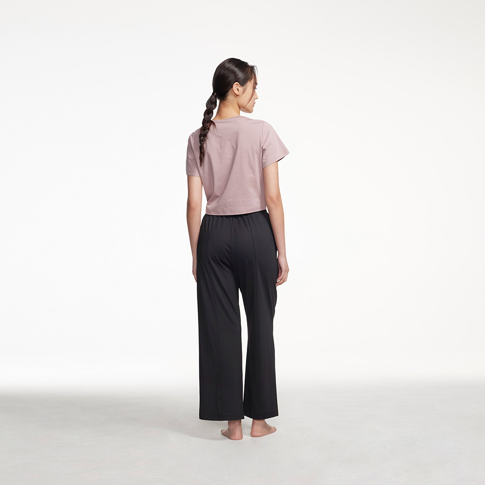 MOLLIFIX 高彈修身 開衩寬長褲