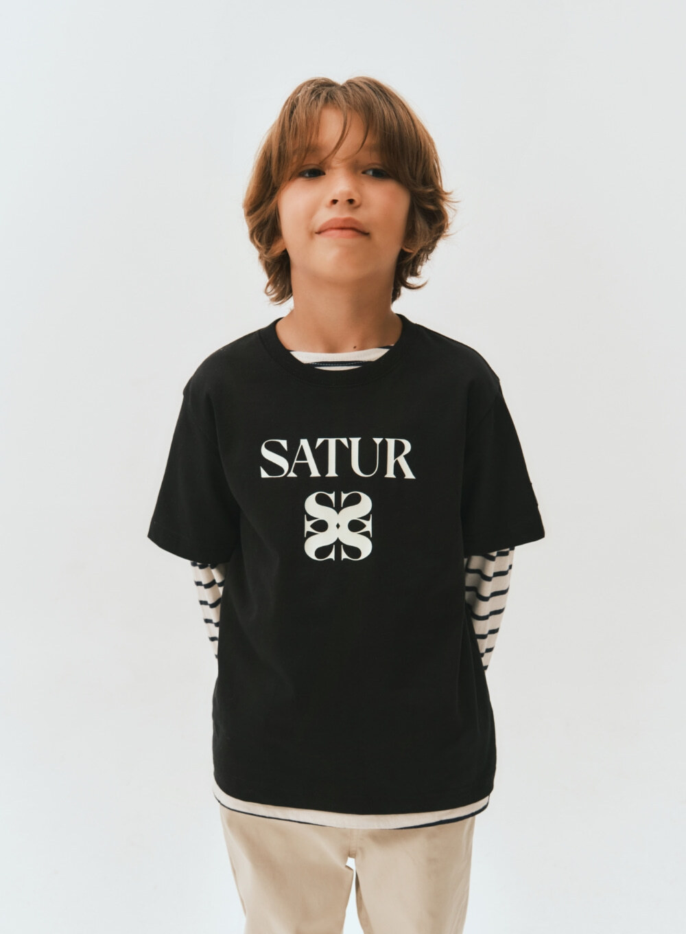 SATUR 兒童款 經典 Logo 短袖上衣  SA253KTS05