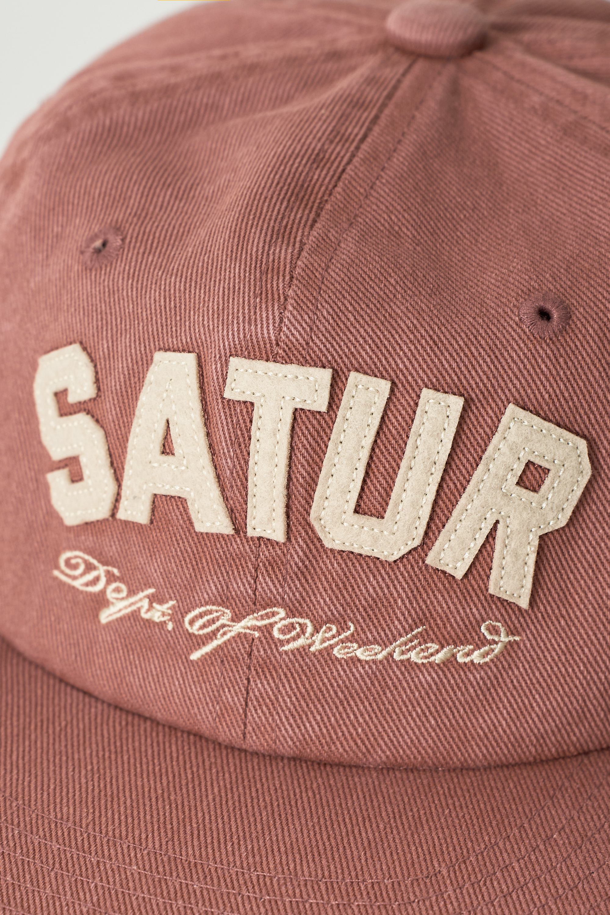 SATUR 拱形標誌貼花棒球帽  SA261UAP08