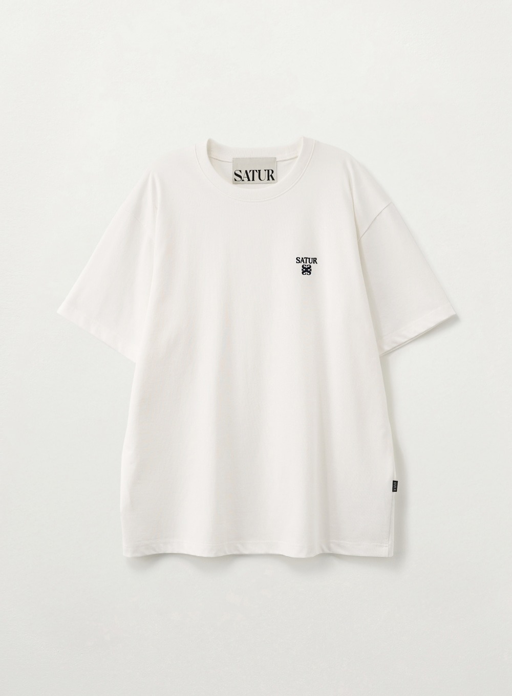 SATUR Loren 經典 Logo 短袖上衣  SA262UTS03
