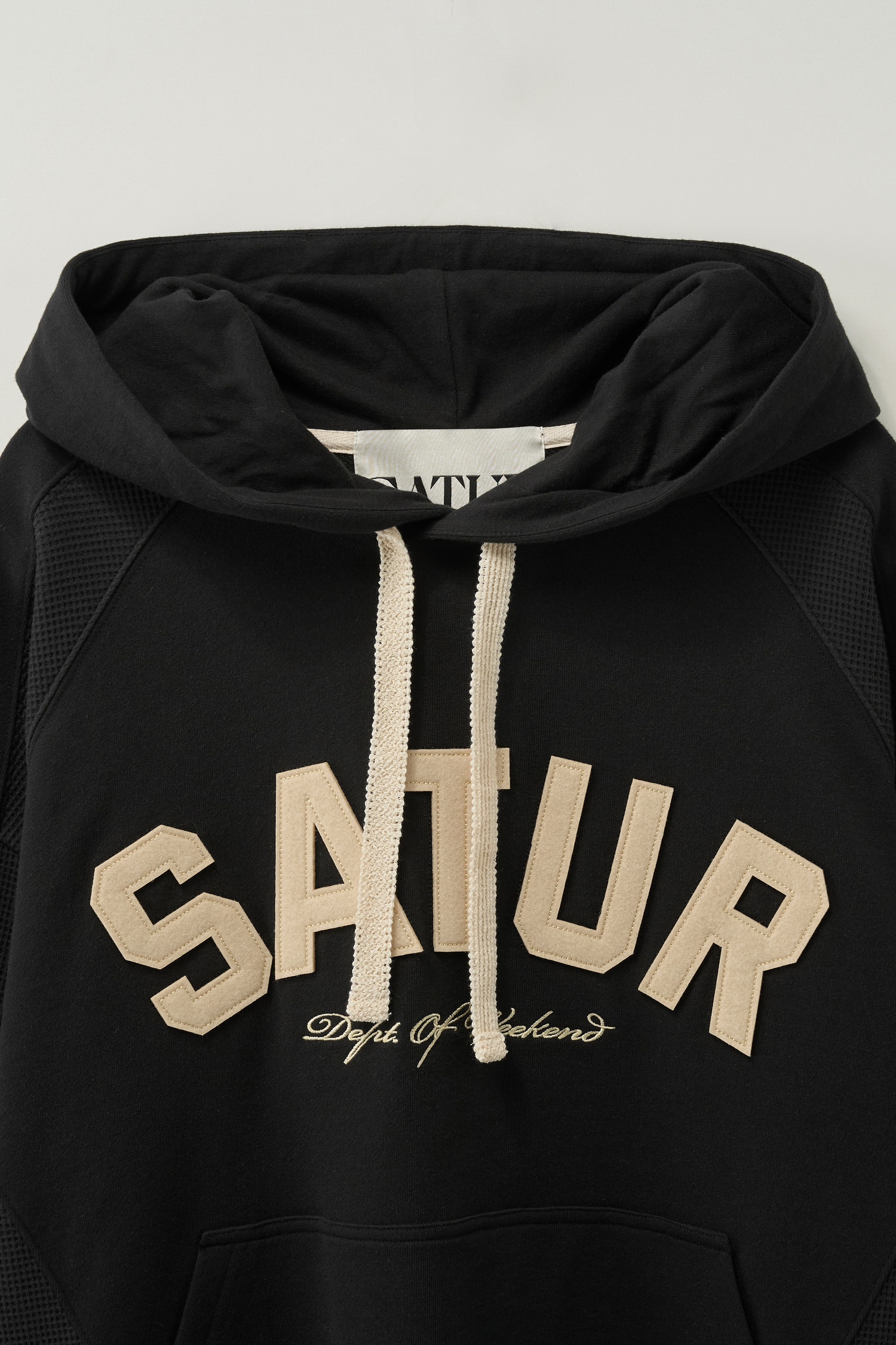 SATUR 異材拼接連帽長袖上衣 (U) Lugo Panelled Hoodie