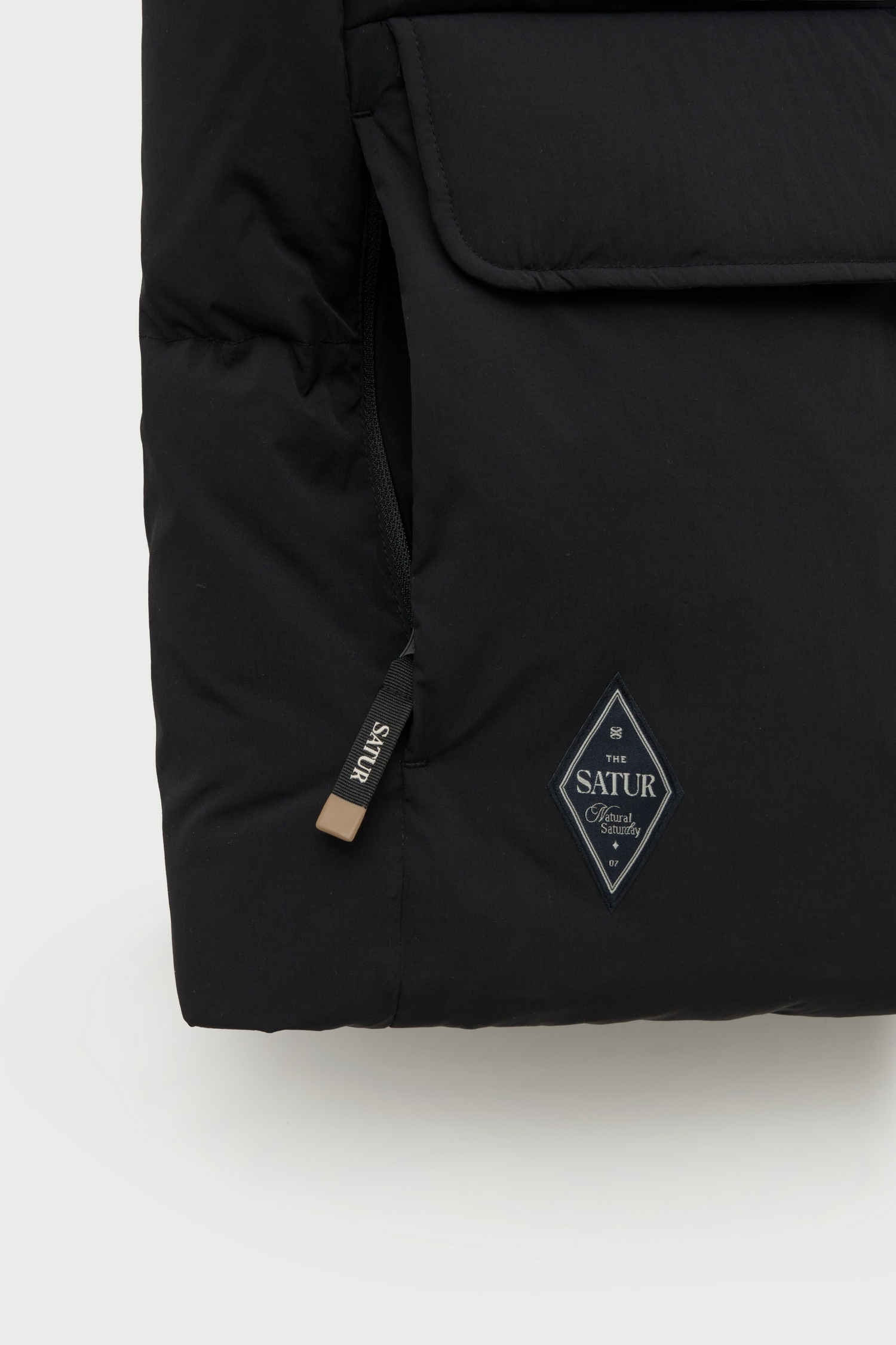 SATUR 羽絨背心外套 (U) Apero Down Vest Jacket