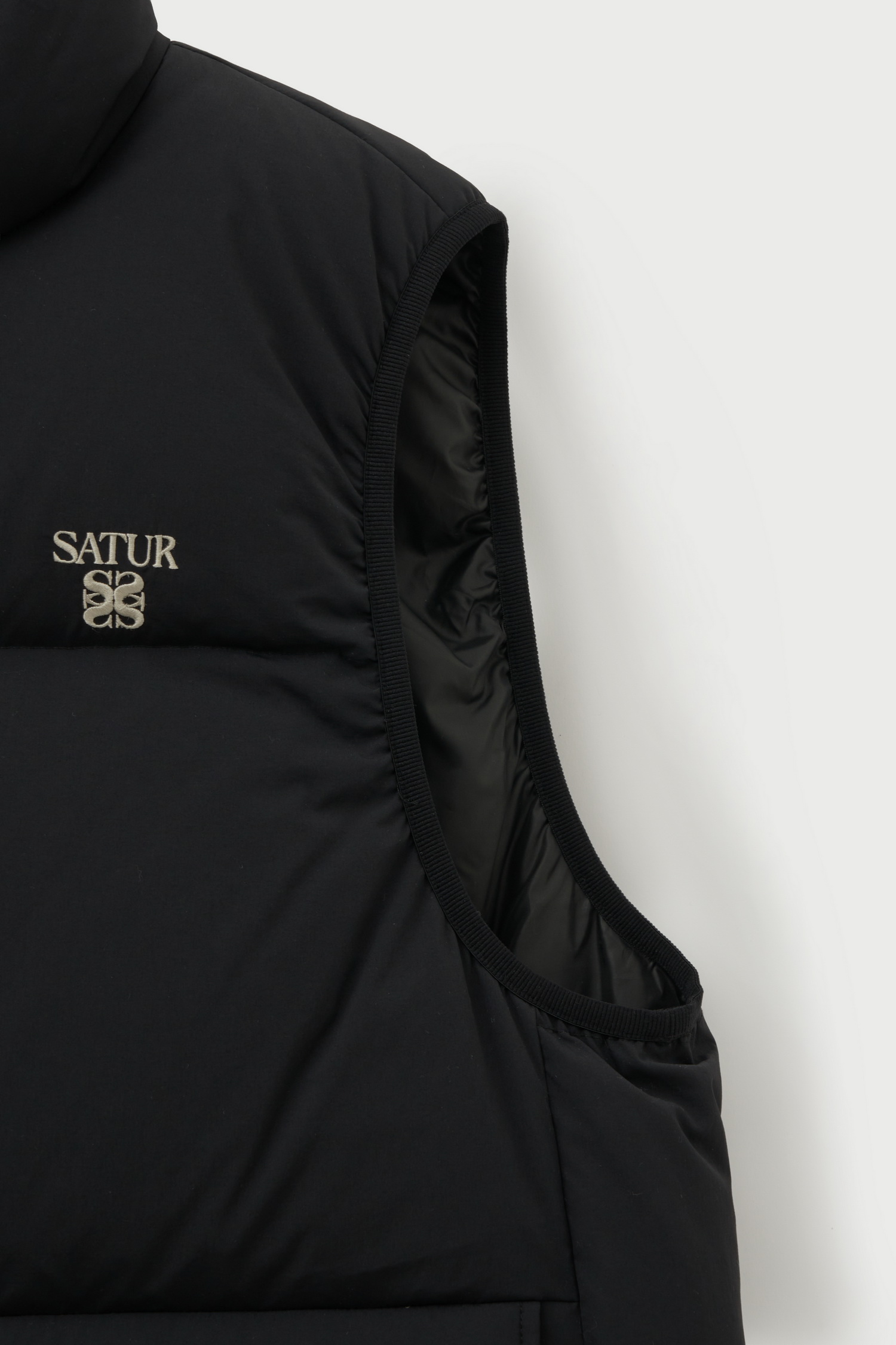 SATUR 羽絨背心外套 (U) Apero Down Vest Jacket