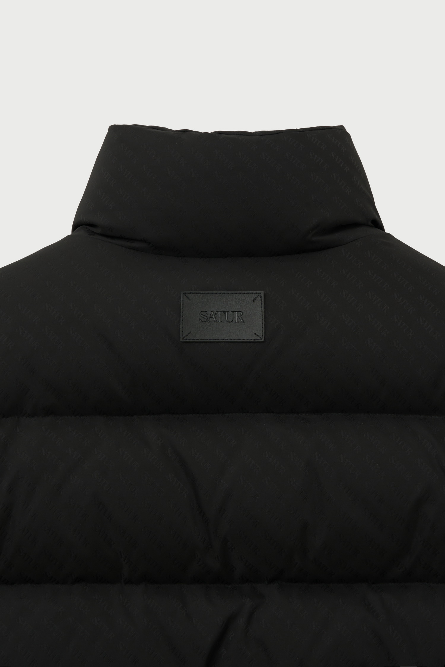 SATUR 短版立領羽絨外套 (W) Essential Stand Neck Cropped Down Jacket