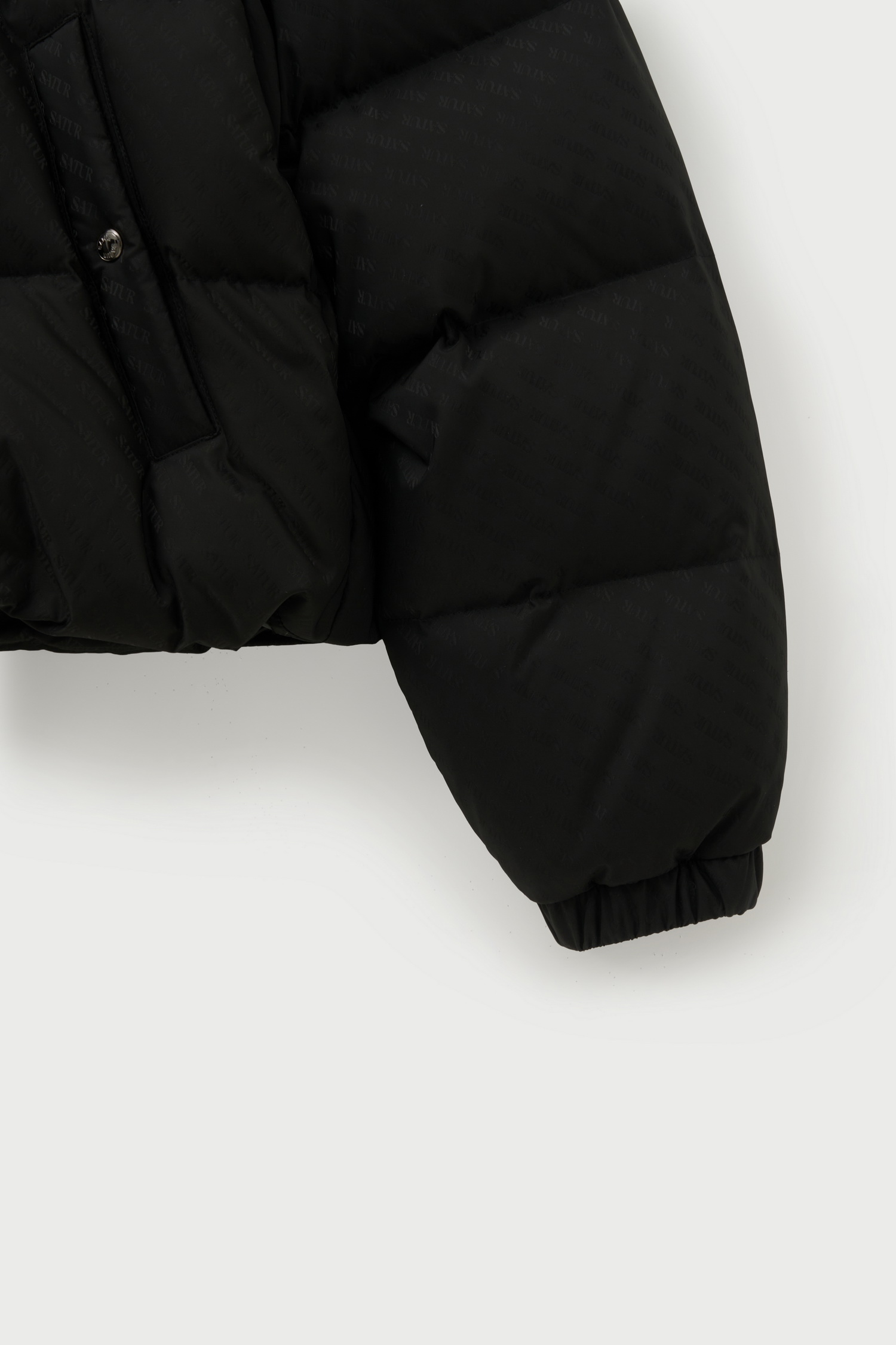 SATUR 短版立領羽絨外套 (W) Essential Stand Neck Cropped Down Jacket