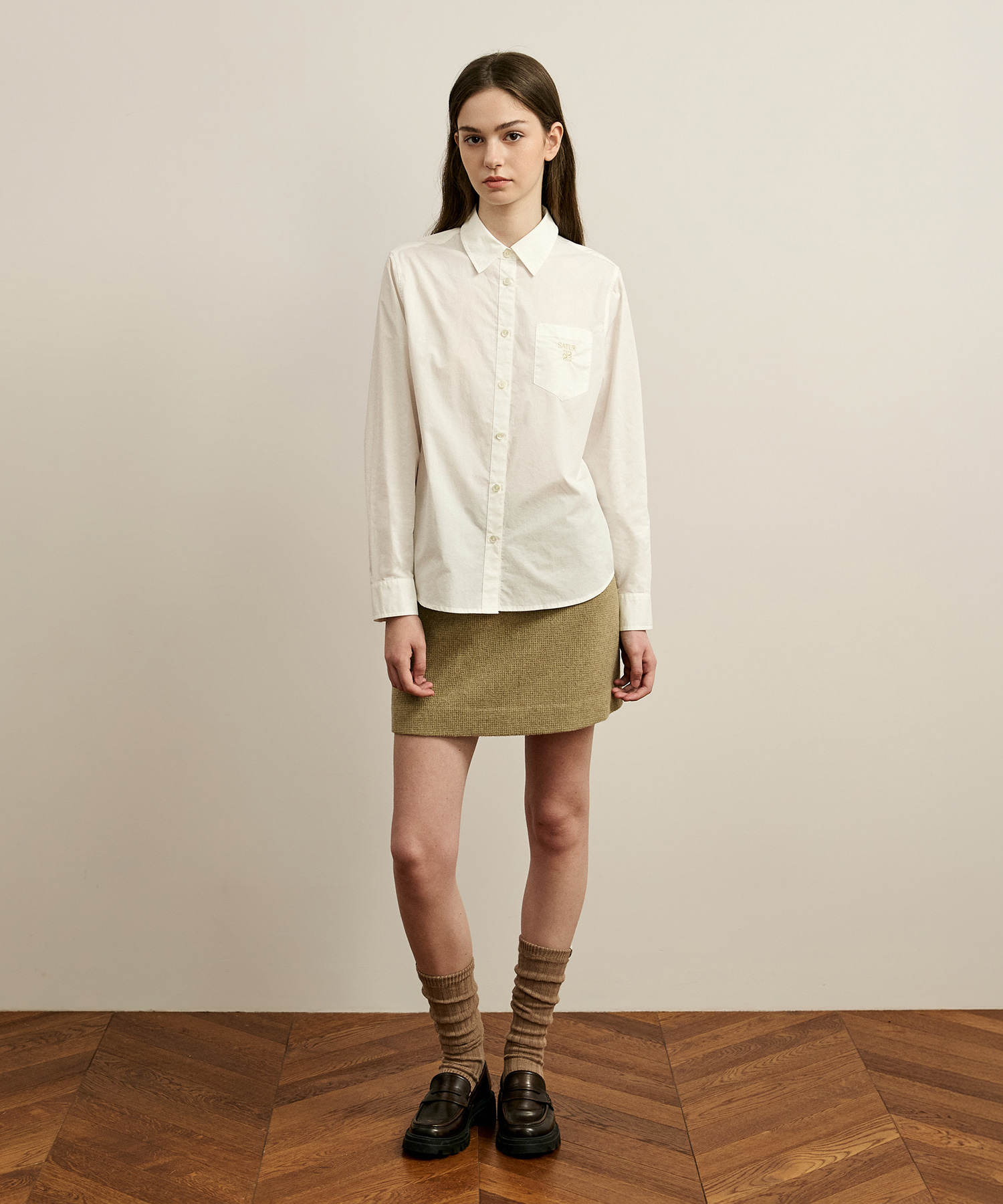 SATUR 經典長袖襯衫 (W) Loren Classic Shirt
