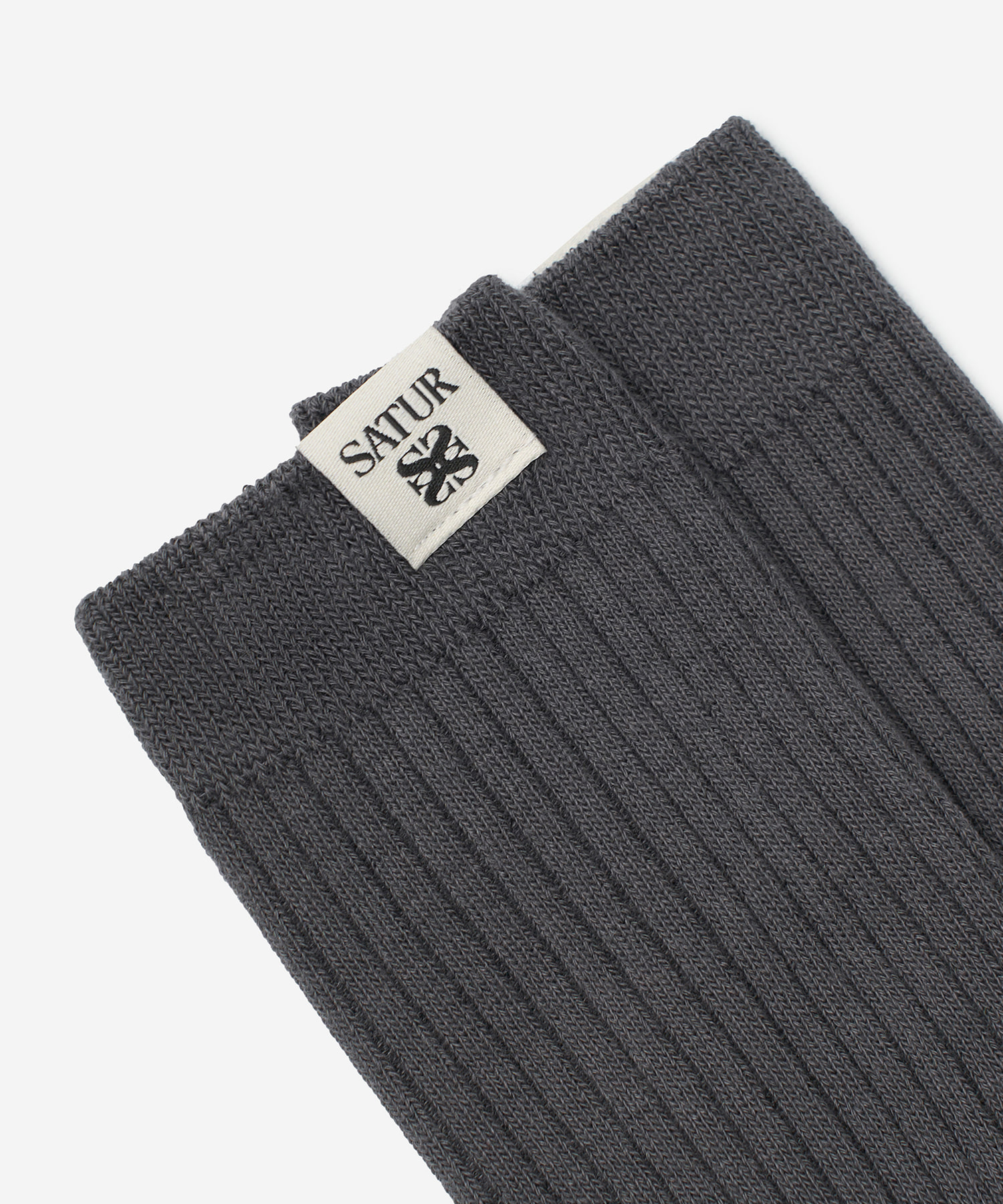 SATUR 經典織標中筒襪 (U) Basic Logo Label Socks